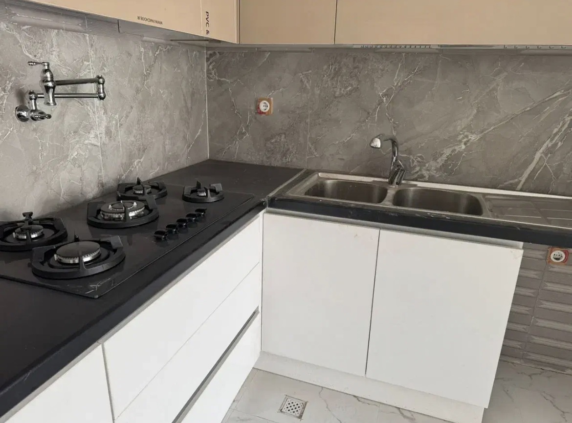 اجاره اپارتمان 100متر حکمت فول امکانات