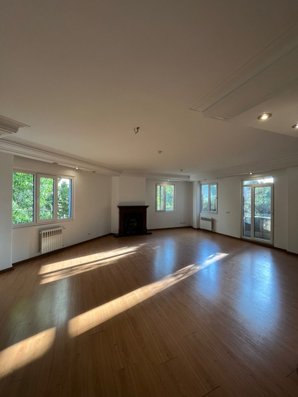 فروش آپارتمان 175 متر اقدسیه