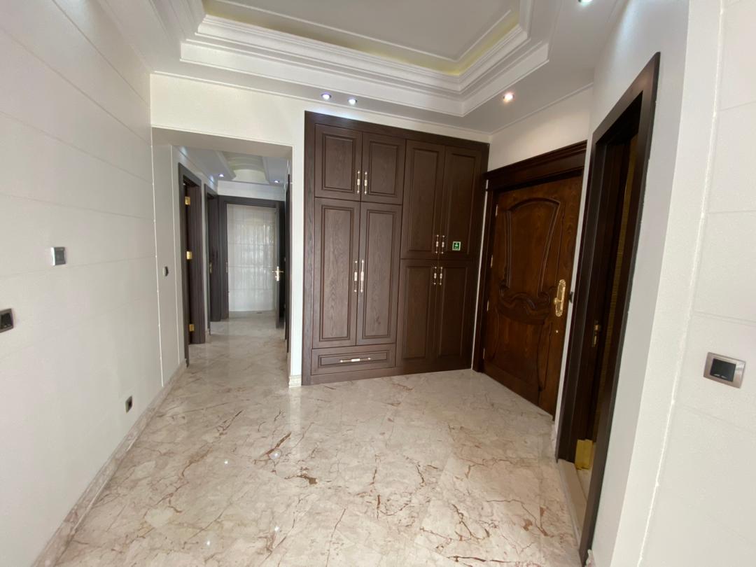 اجاره آپارتمان 200متر مربع 3خوابه