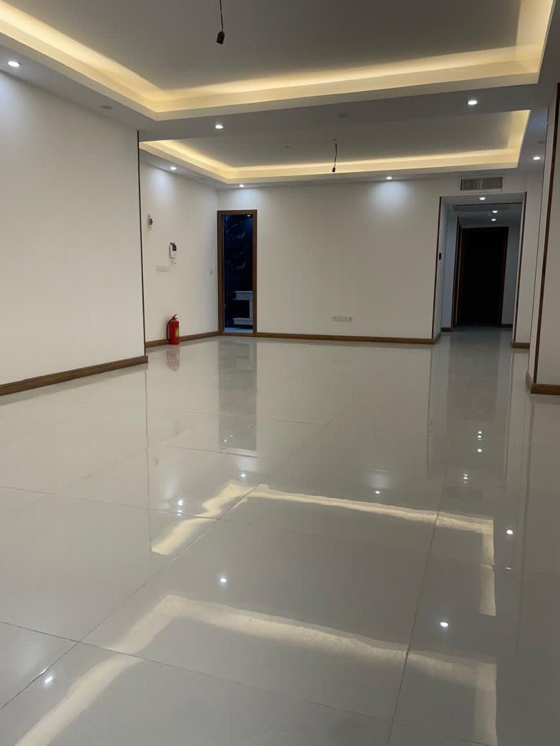 فروش آپارتمان 135متر نارمک تاپ لوکیشن