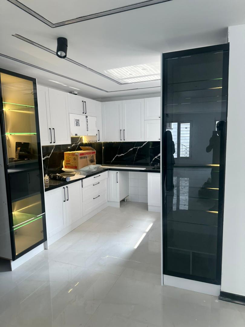 فروش آپارتمان 132 متر فرمانیه 3 خواب تاپ لوکیشن