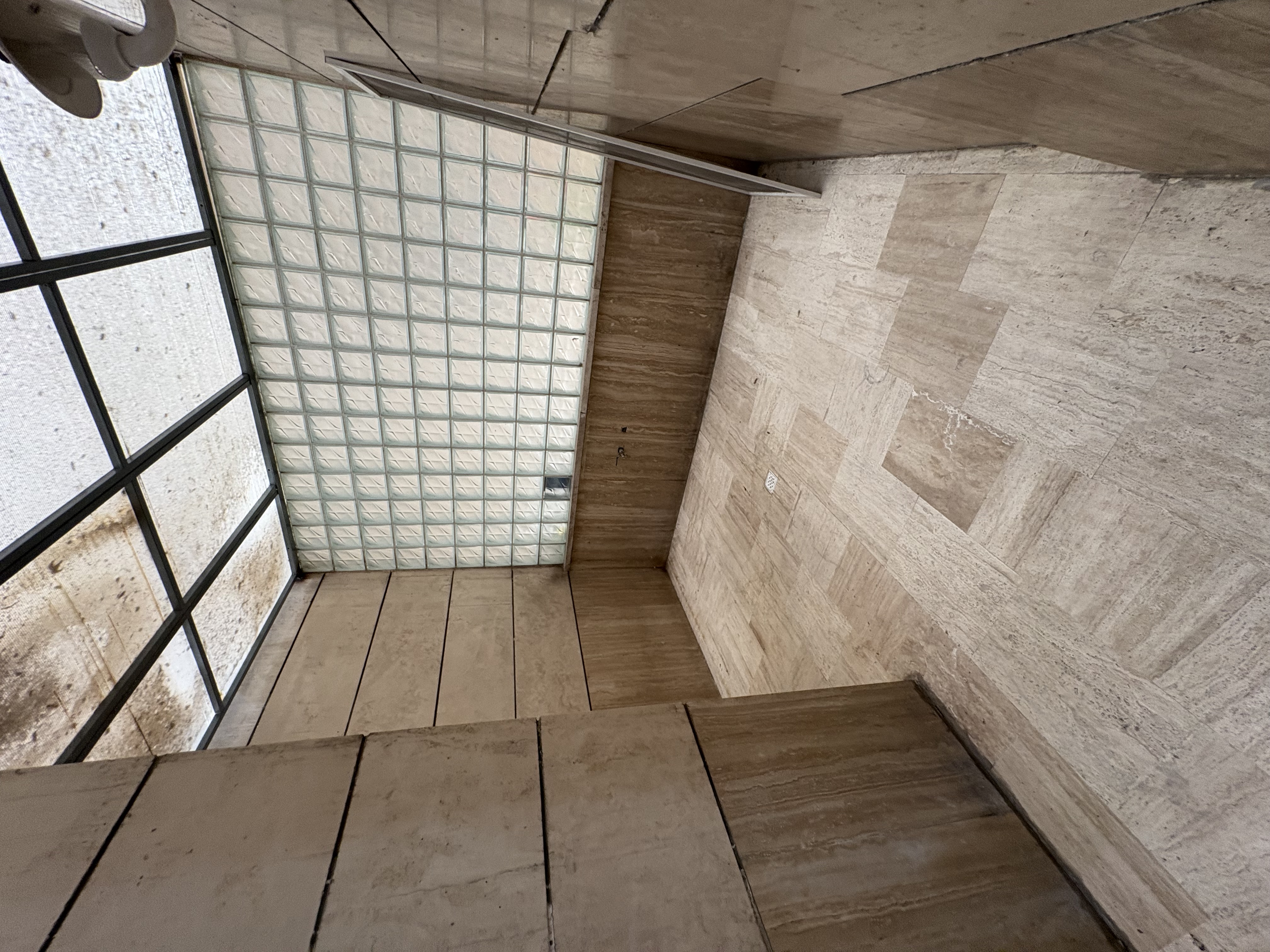 اجاره آپارتمان 135 متری تاپ لوکیشن