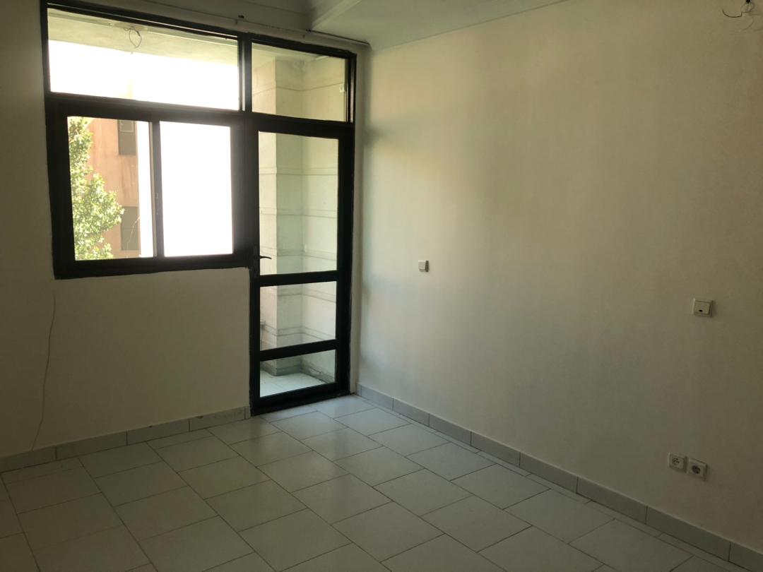 فروش آپارتمان 140متر 3خواب اختیاریه