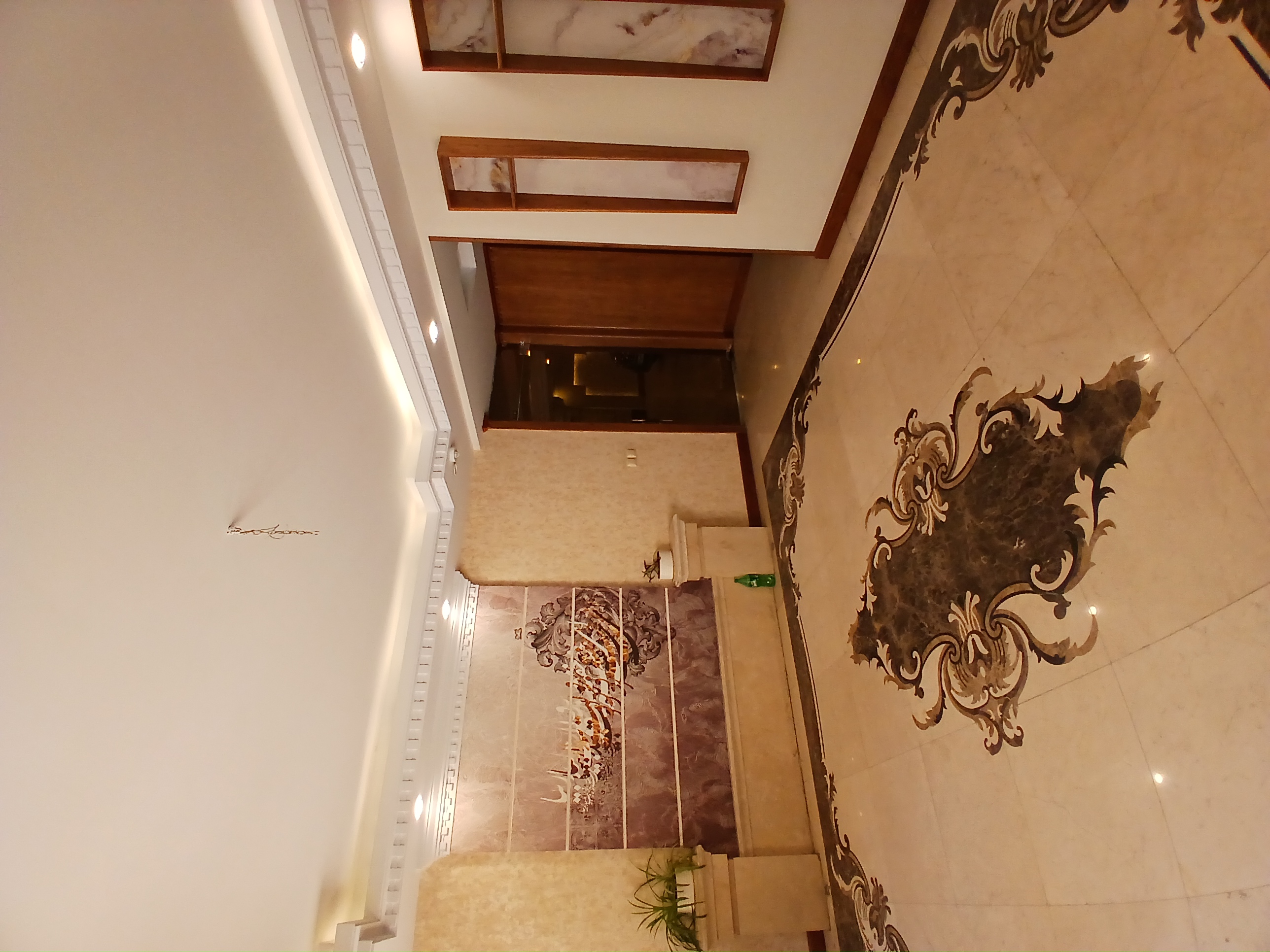 فروش آپارتمان 180 متر نارمک سه خواب تاپ لوکیشن