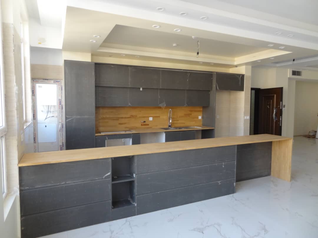 رهن آپارتمان165متری /سه خواب /کلید نخورده