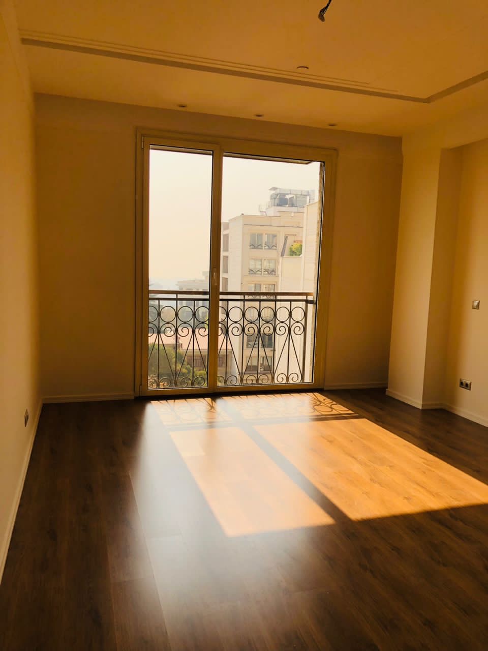 فروش آپارتمان 200 متر اقدسیه