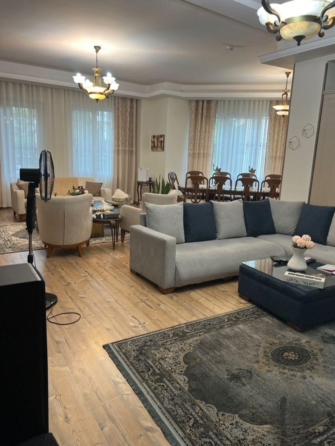 فروش آپارتمان 150 متر ازگل برج باغ