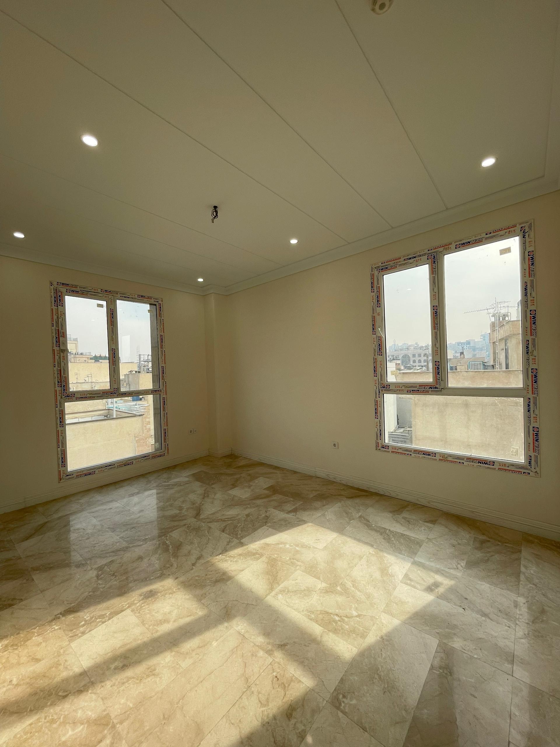 فروش آپارتمان 180متری 3خواب حکمت نوساز کلیدنخورده