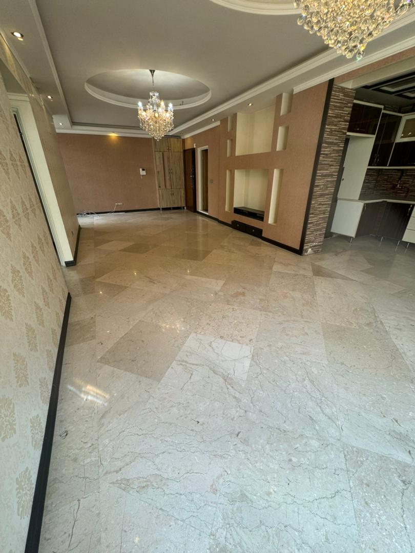 فروش آپارتمان 105 متر شهرک لاله 2 خواب بالکن دار