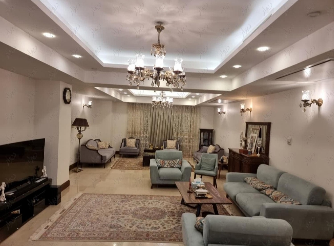 فروش آپارتمان 135متر صاحبقرانیه فول مشاعات