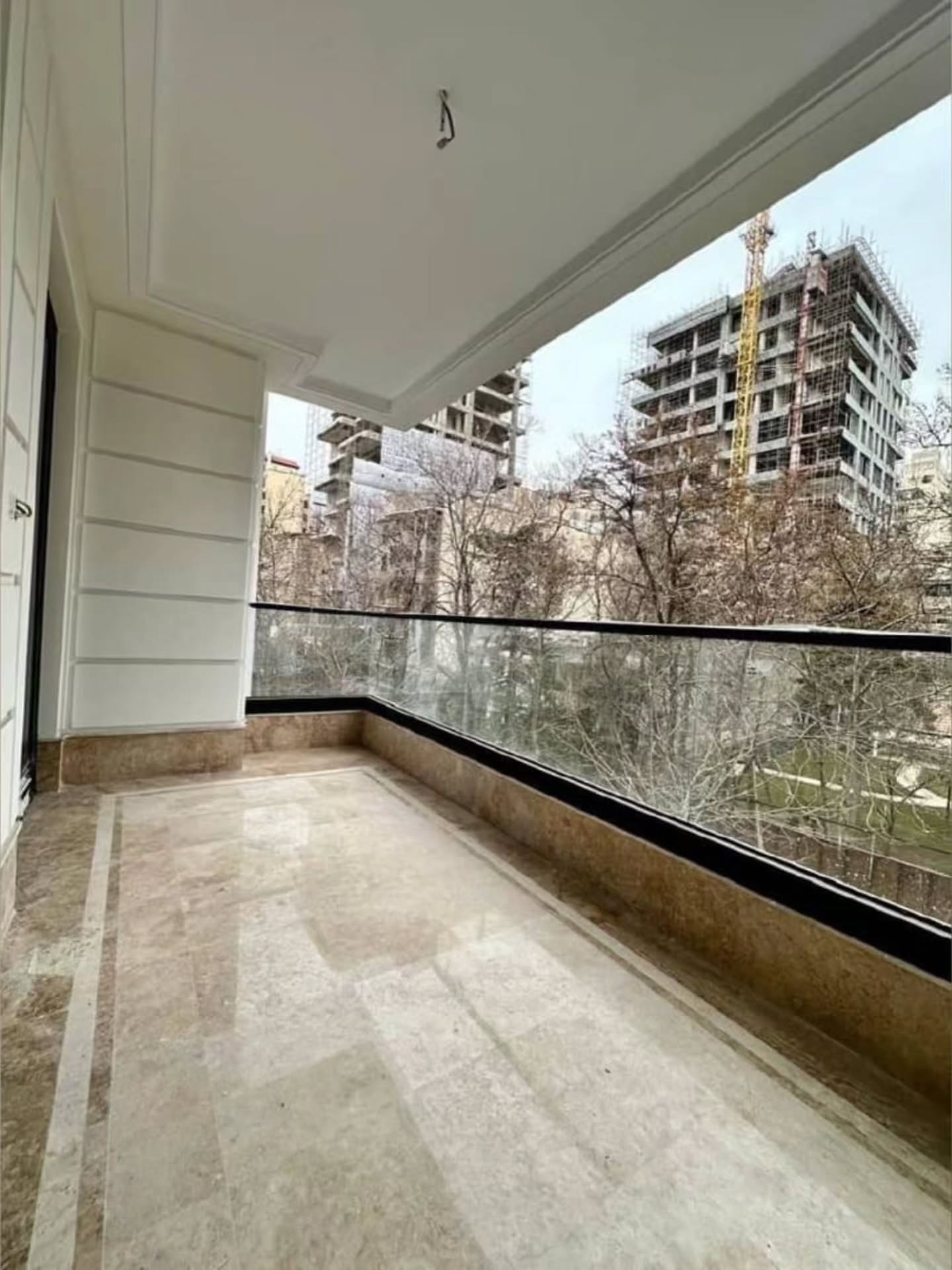 اجاره آپارتمان 220 متر نیــاوران