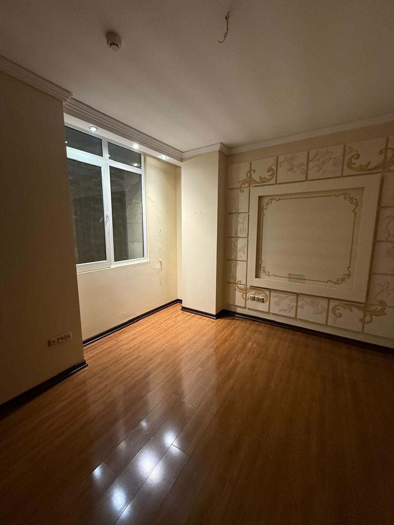 اجاره آپارتمان 200 متر نیاورن