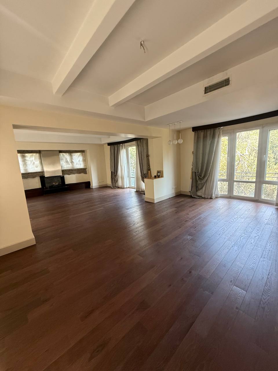اجاره آپارتمان 210متر نیاوران تاپ لوکیشن