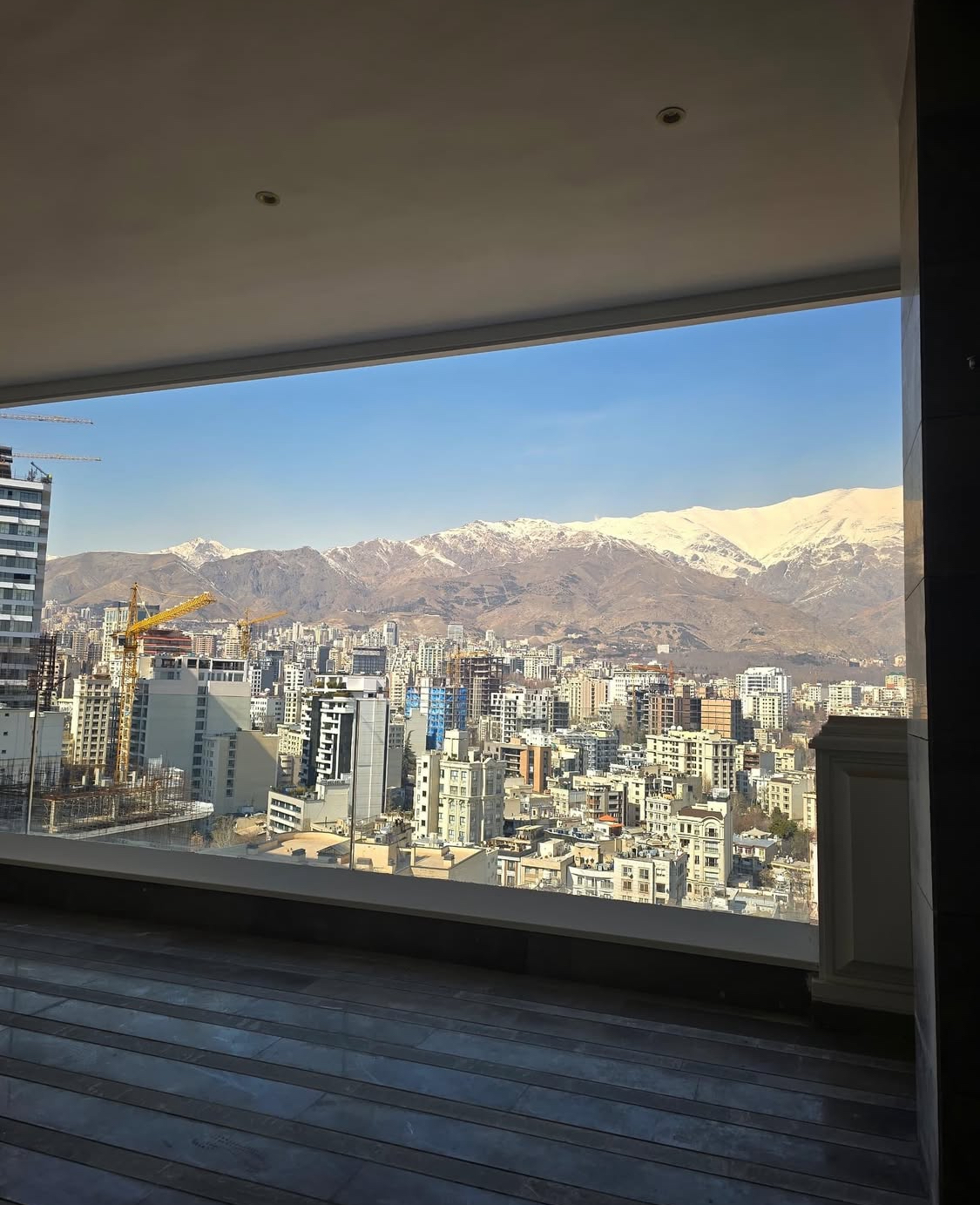 اجاره آپارتمان 250متر نياوران تراس قابل چيدمان
