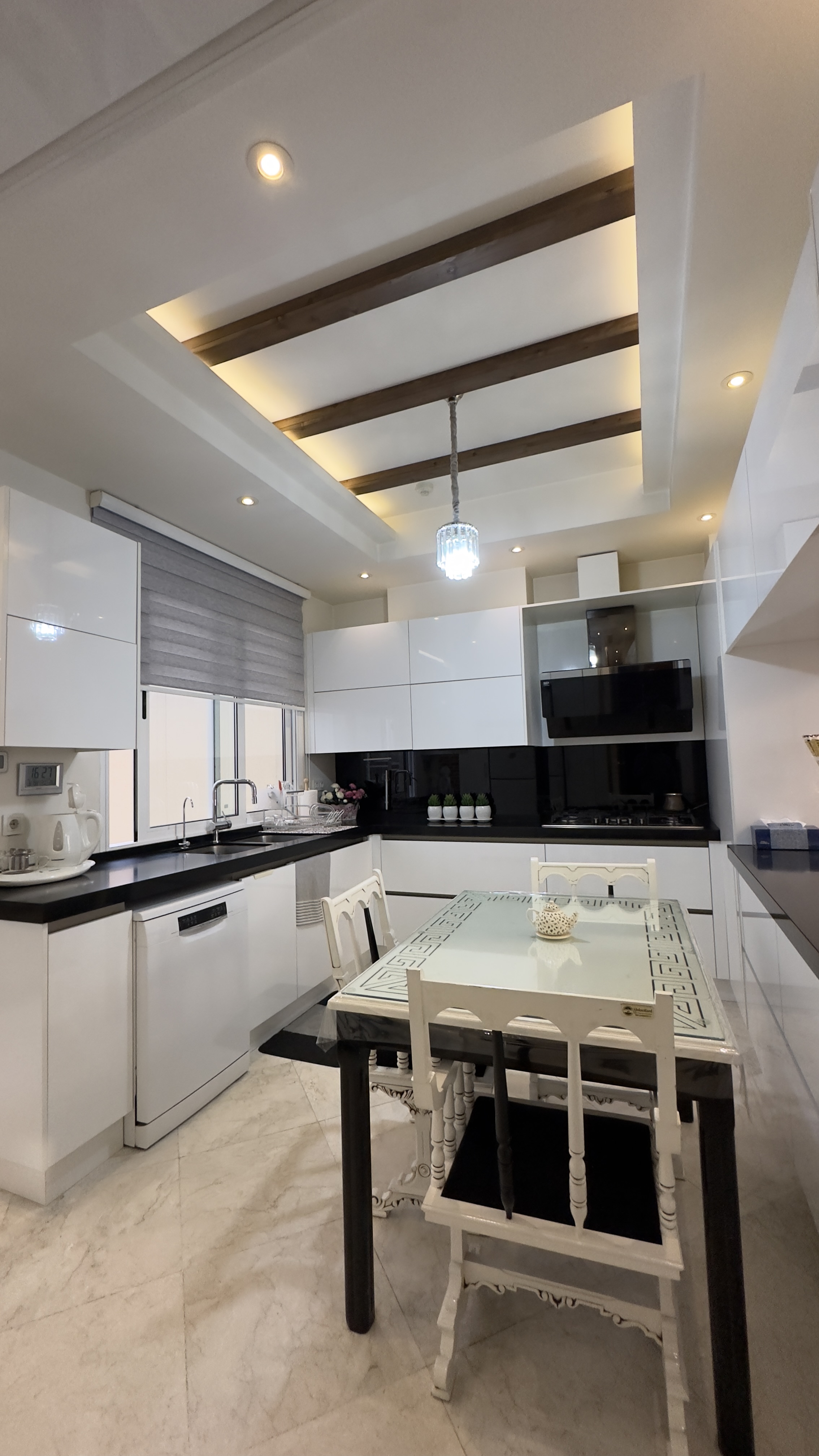 اجاره آپارتمان 200متر نیاوران