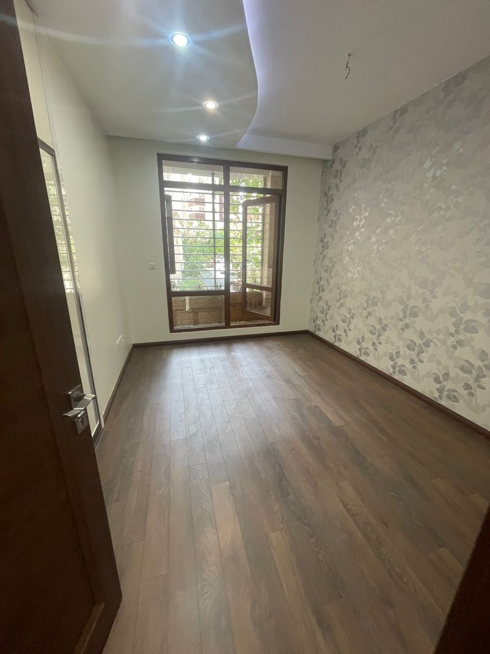 رهن آپارتمان 100 متری/ 2خواب/بازسازی شده/دزاشیب