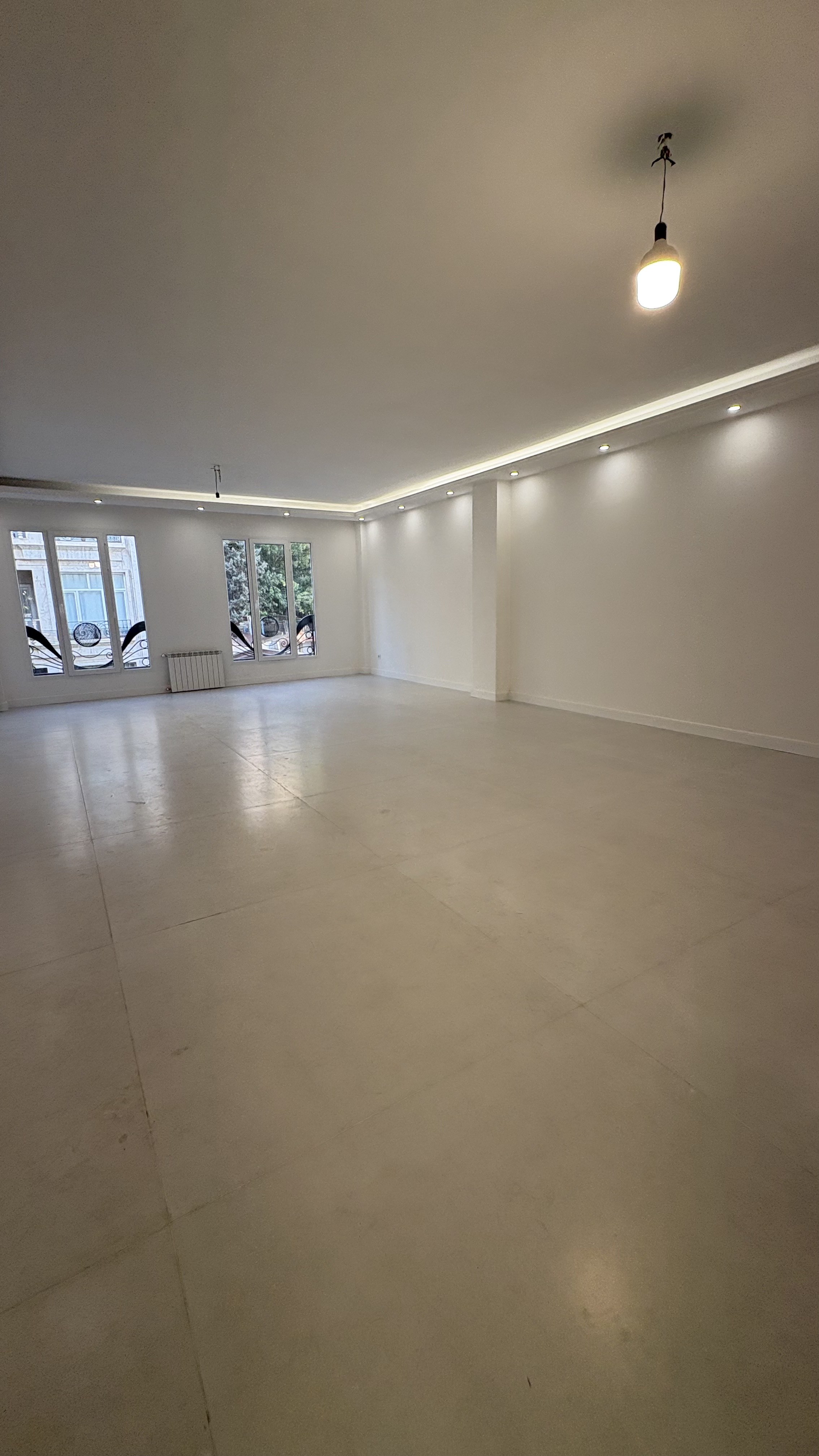 فروش آپارتمان/210 متر/3خواب/شمال کاخ