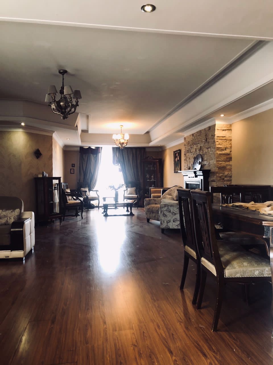 فروش آپارتمان 124 متر پاسداران غرق در نور