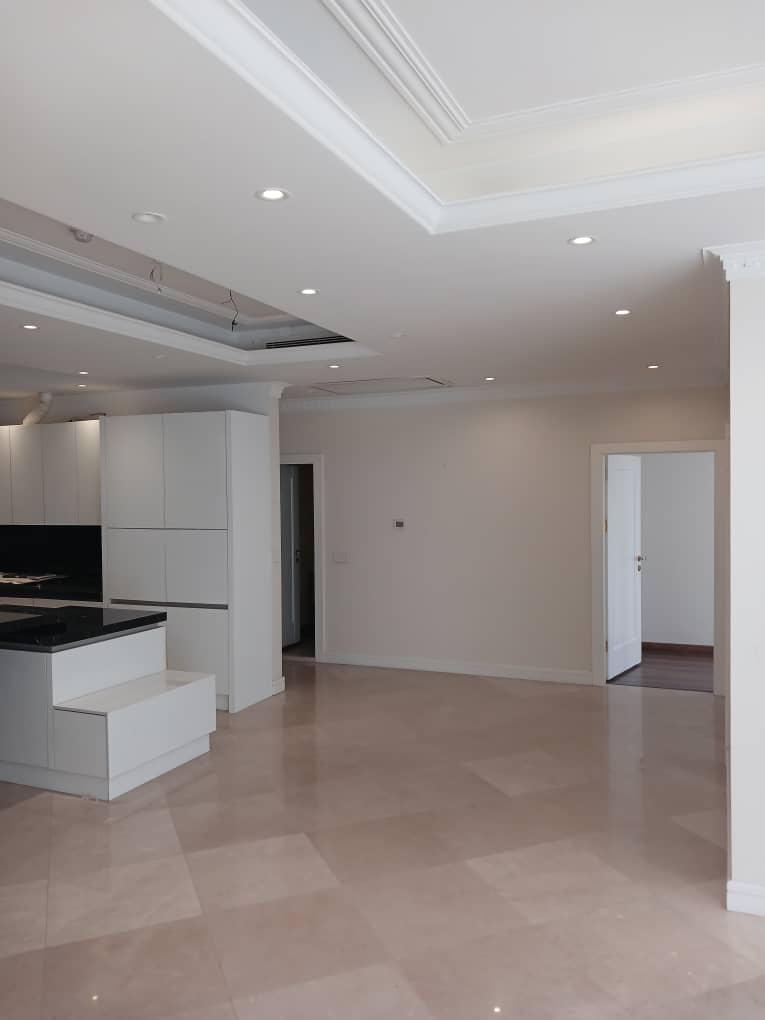 اجاره آپارتمان 155متری  سه خواب تاپ لوکیشن