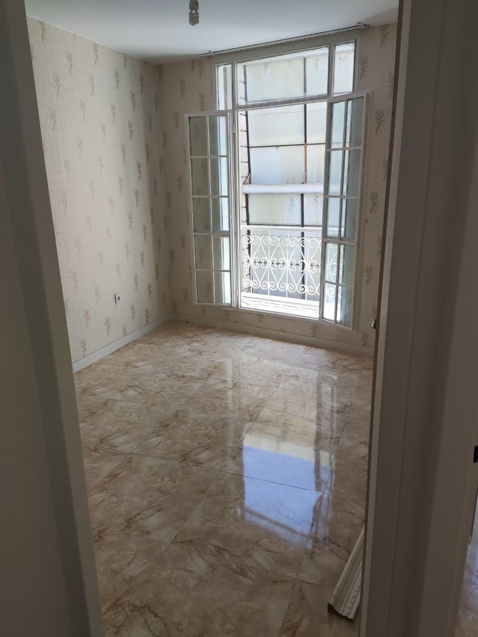 اجاره آپارتمان 95 متر اندرزگو 2 خواب