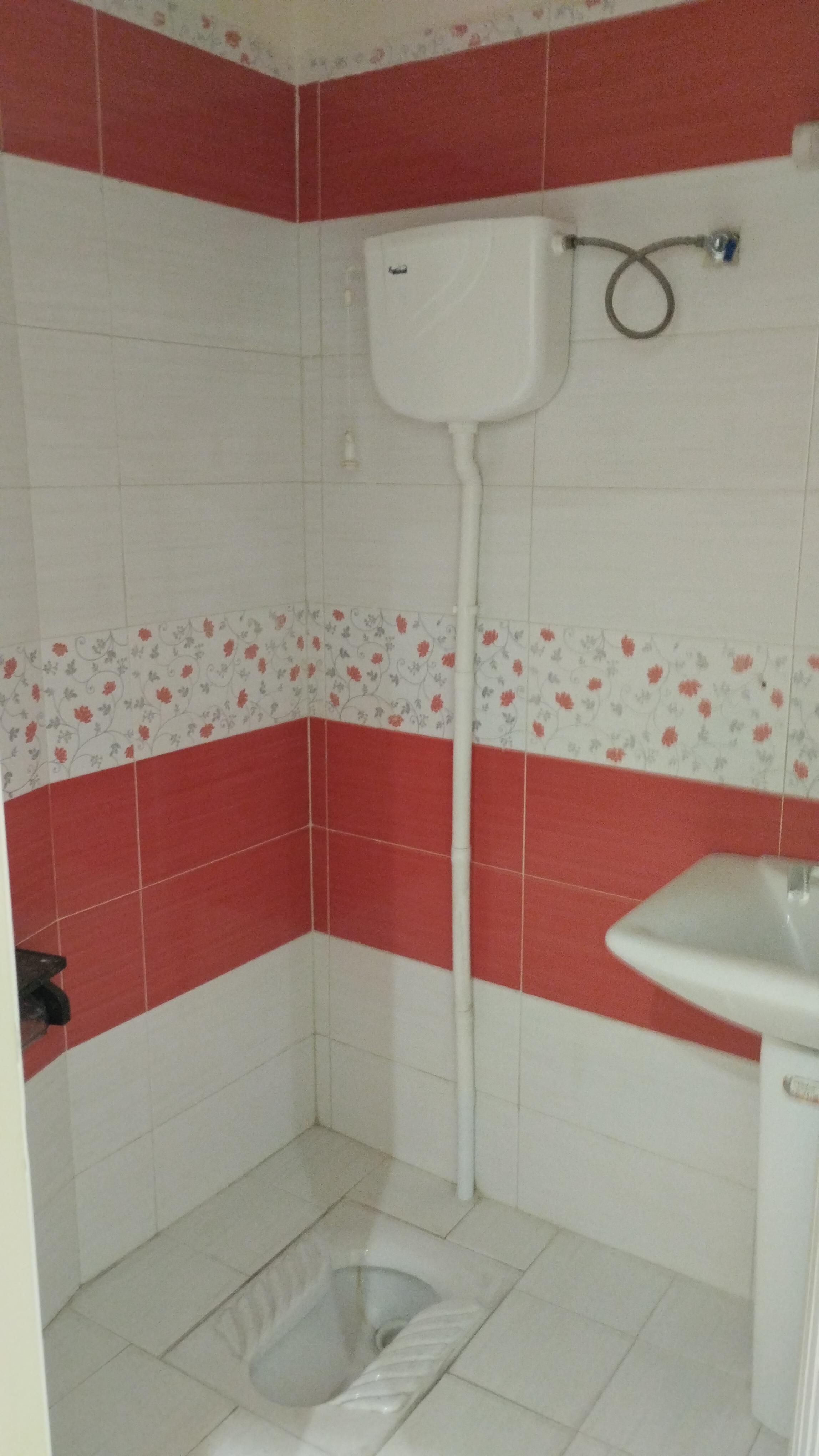 فروش آپارتمان 100 متر سوهانک 2 خواب فول امکانات