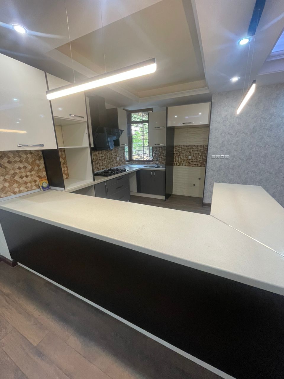 رهن آپارتمان 100 متری/ 2خواب/بازسازی شده/دزاشیب