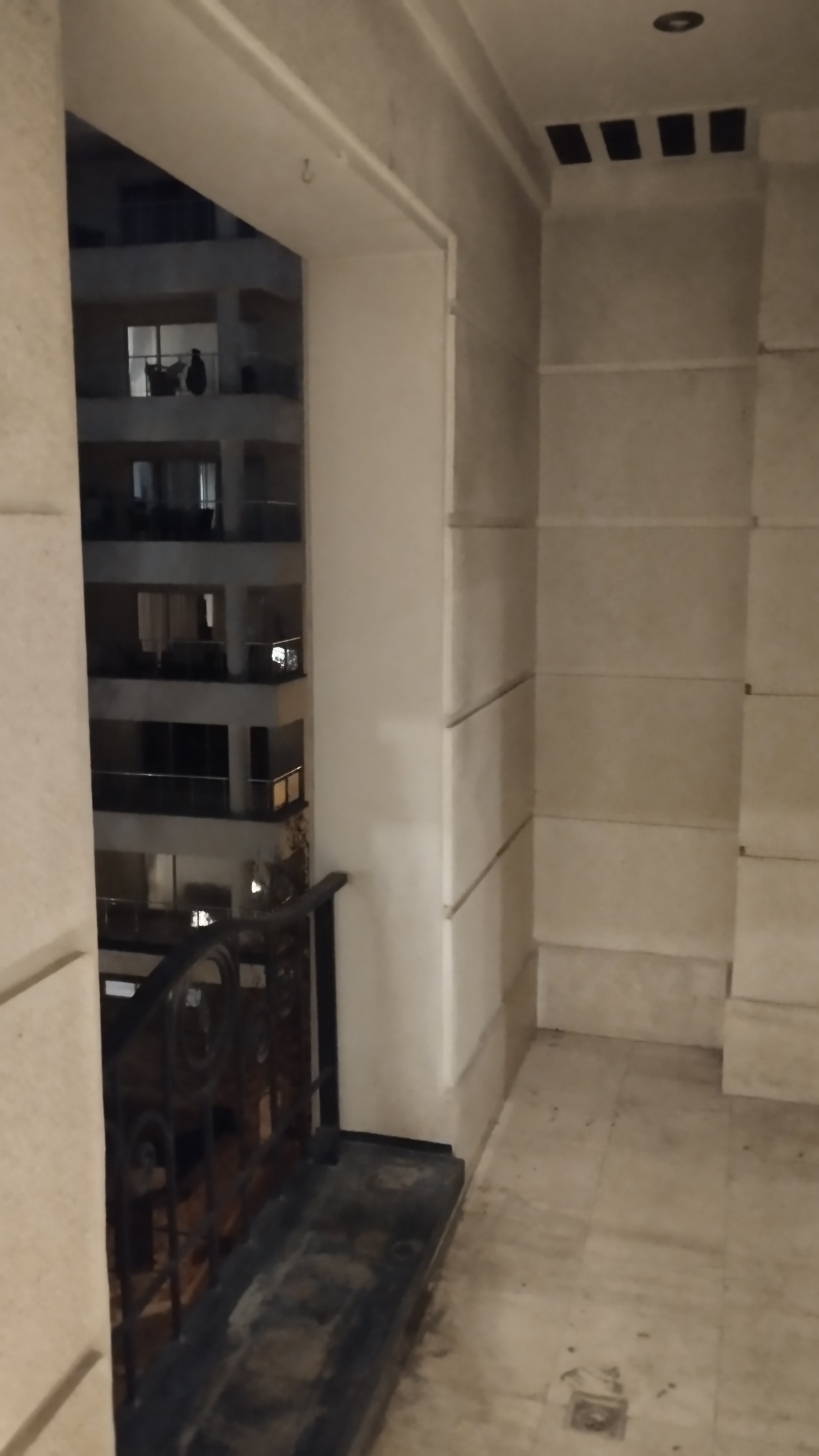 فروش آپارتمان 163 متر 3 خواب فول نیاوران
