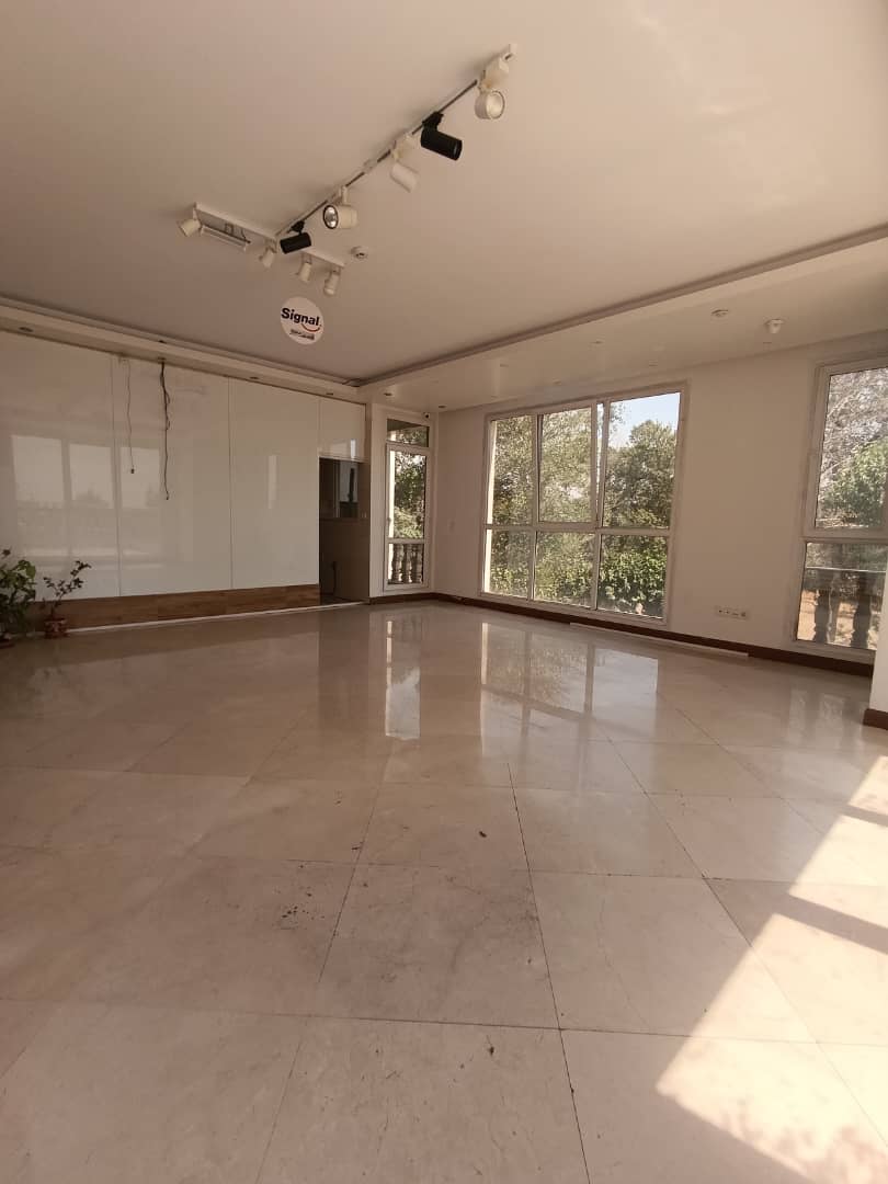 اجاره اداری 90متر  پاسداران