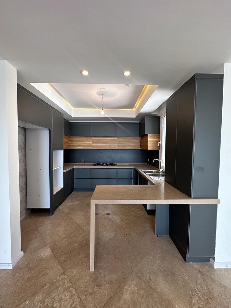 فروش آپارتمان 140 متر نیاوران تراس قابل چیدمان