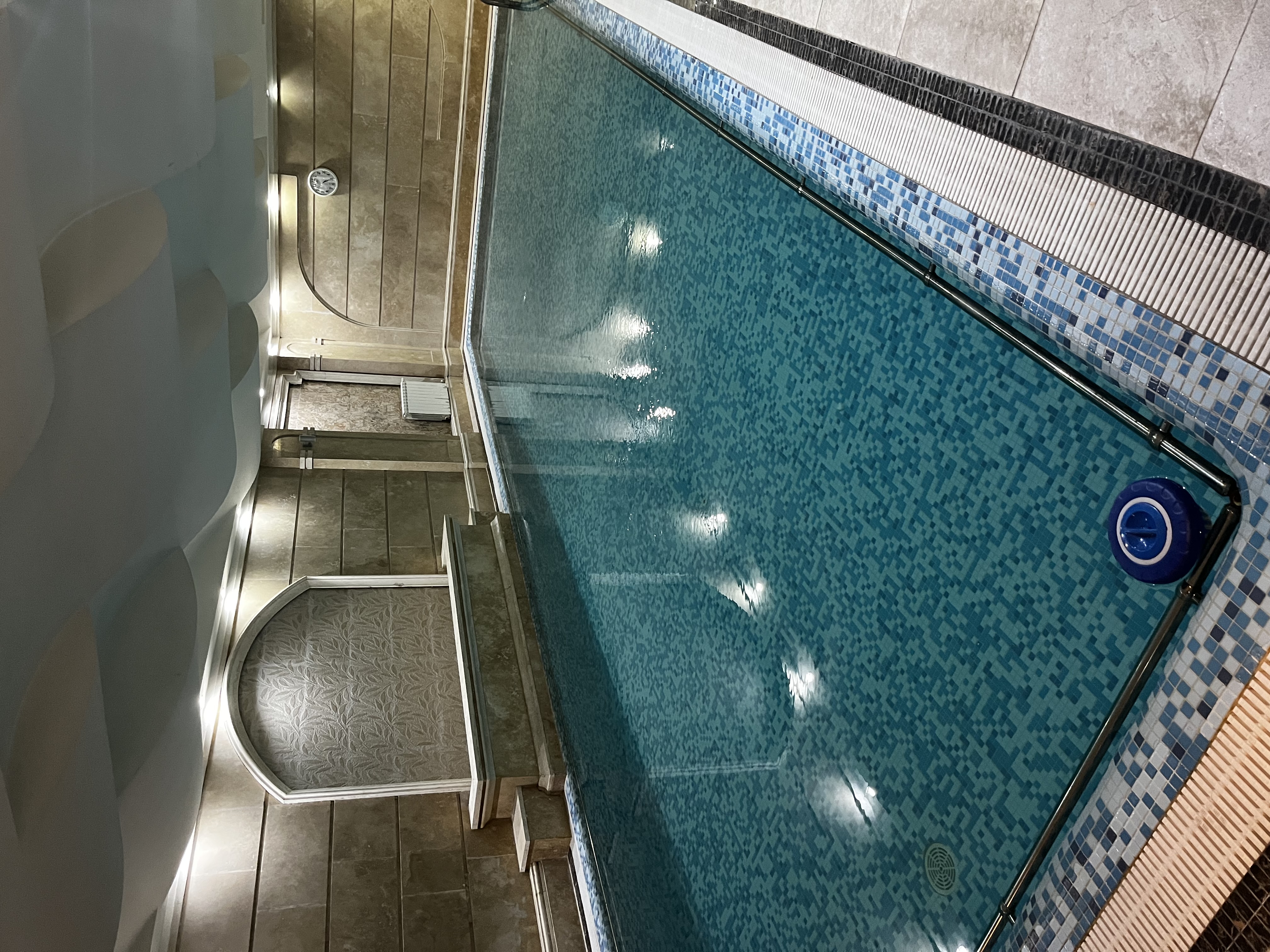 اجاره آپارتمان 122 متر پاسداران خوش نقشه