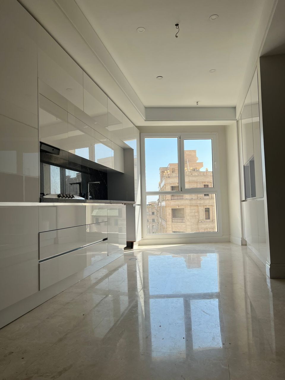 فروش آپارتمان217 متر دسترسی عالی تراس لوکیشن دید و ویو