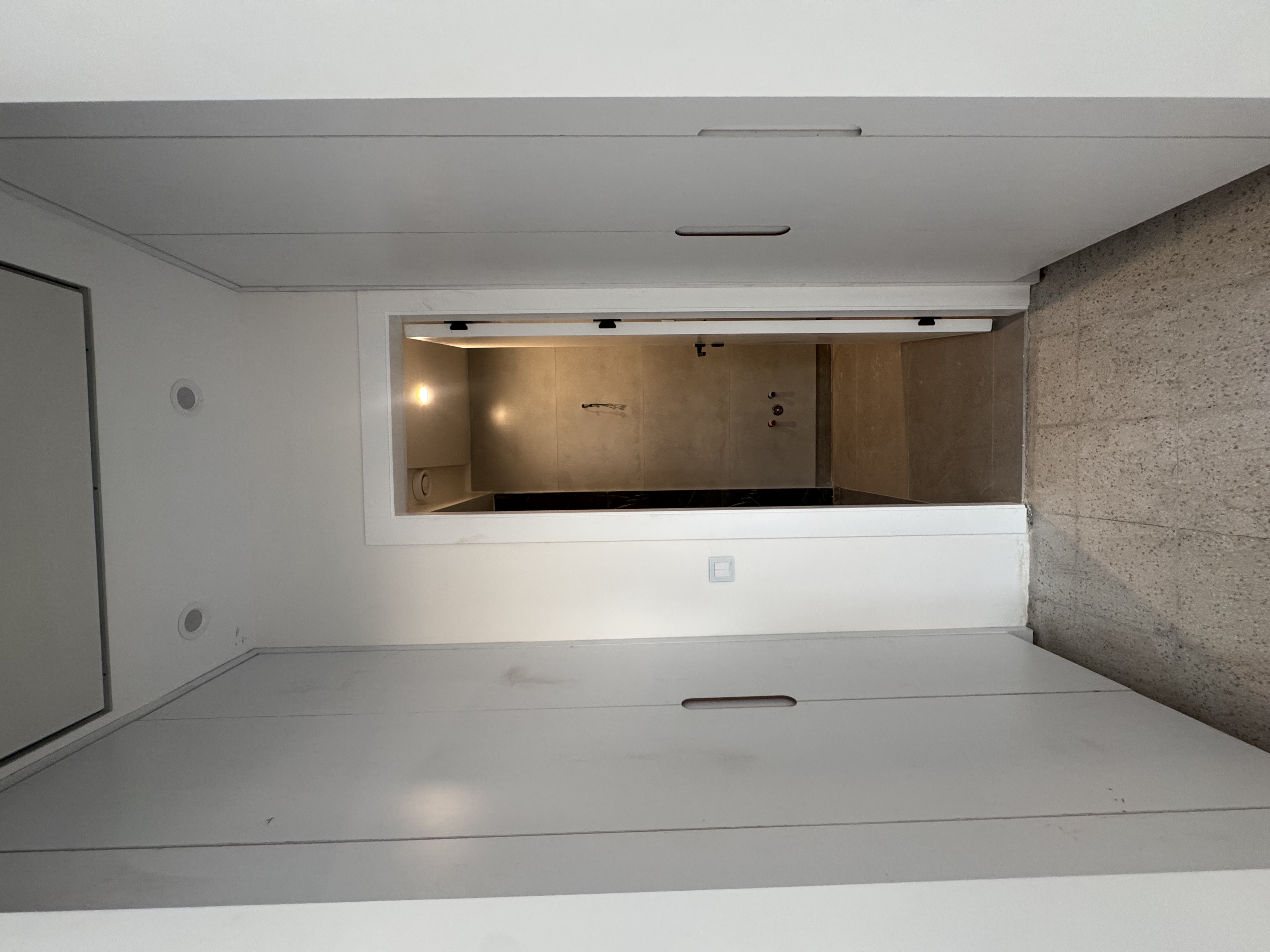 فروش آپارتمان 220 متر آجودانیه مدرن ویو مشجر