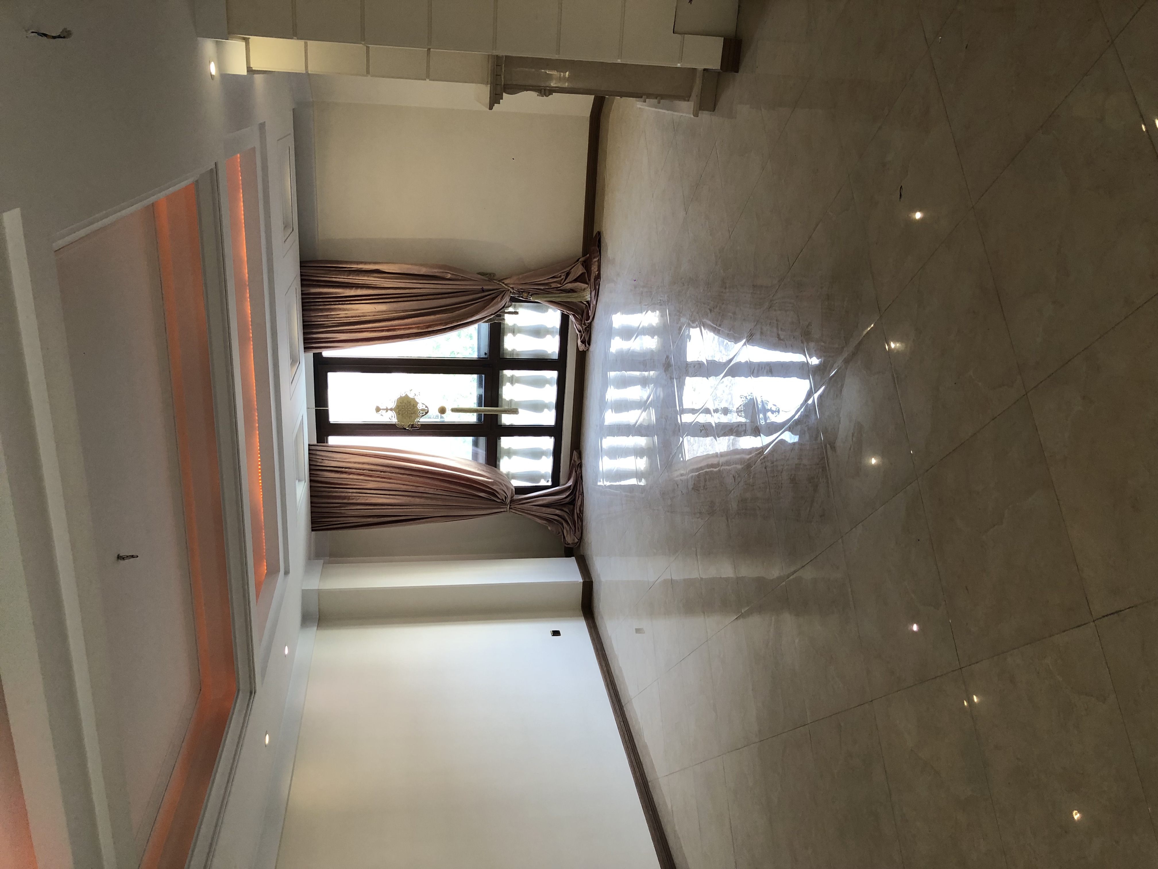 فروش آپارتمان 110 متر شمال کاخ نیاوران خوش نقشه