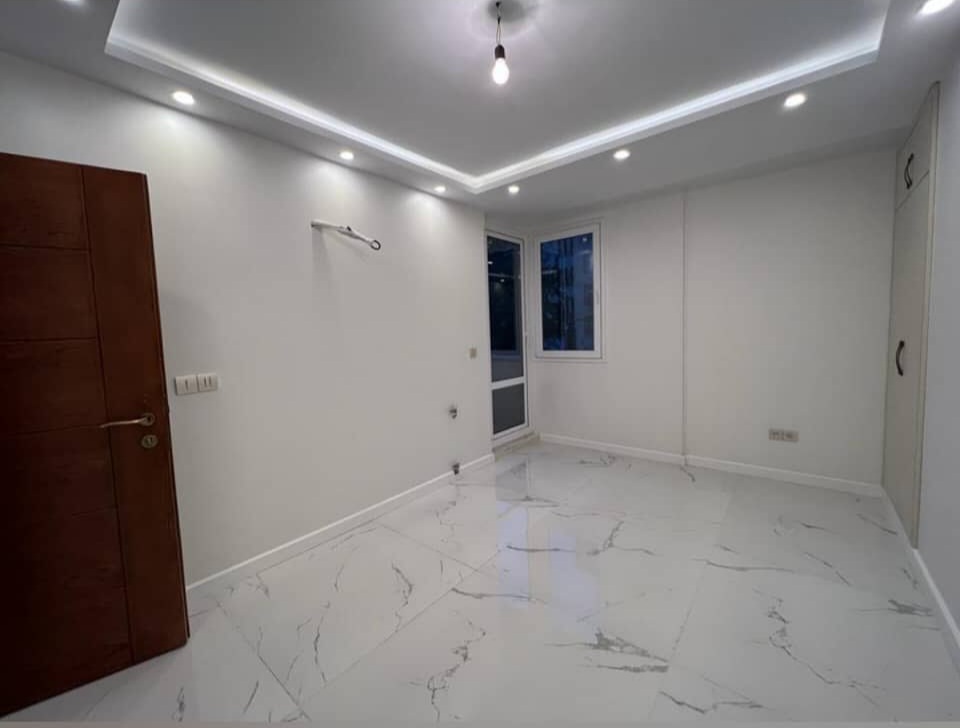 فروش آپارتمان 150 متر اندرزگو متریال درجه یک مشاعات دار