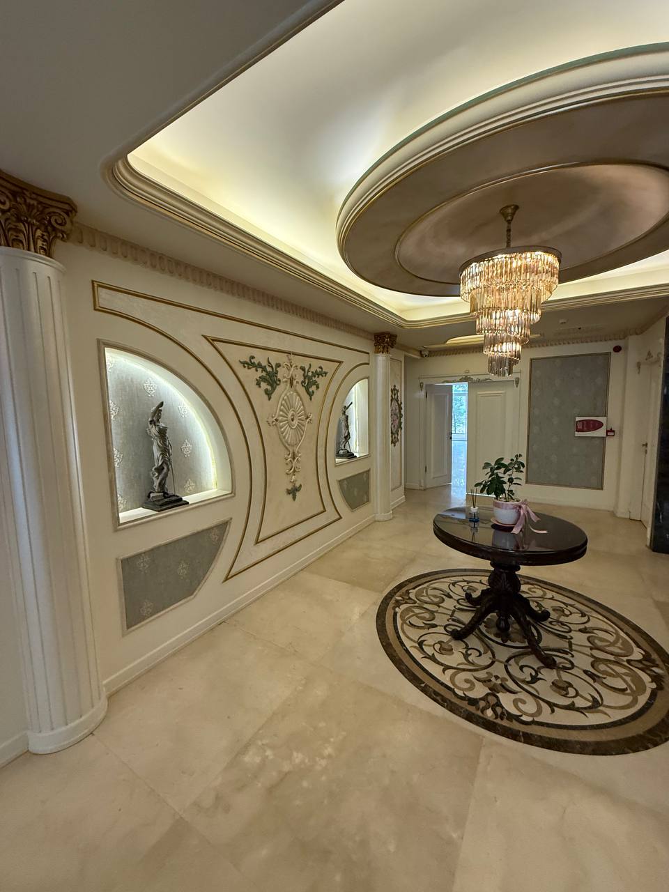 فروش آپارتمان  188متر نیاوران مناسب سرمایه گذاری