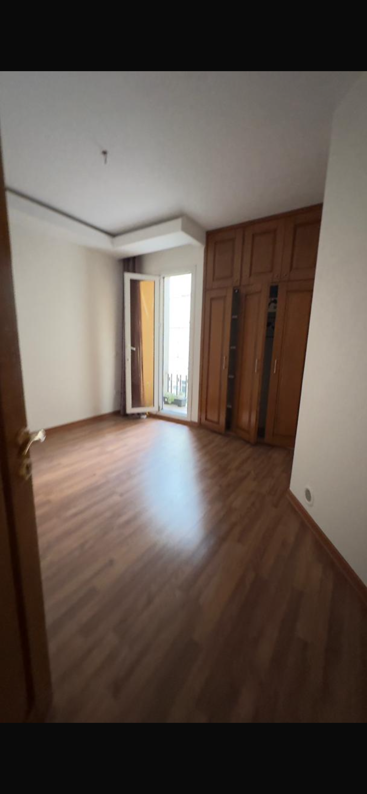 گلسنگ 120 متر 2 خواب نیاوران