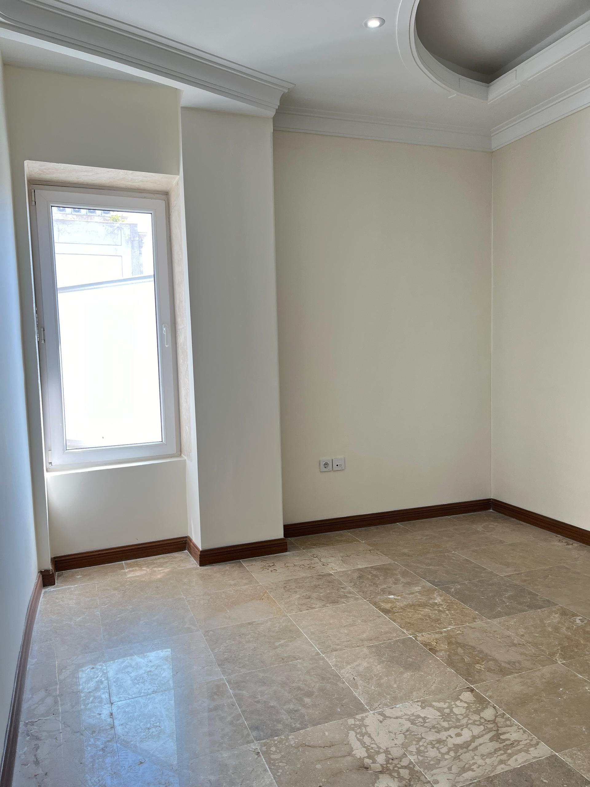 فروش آپارتمان 153 متر کیکاووس 4 پارکینگ