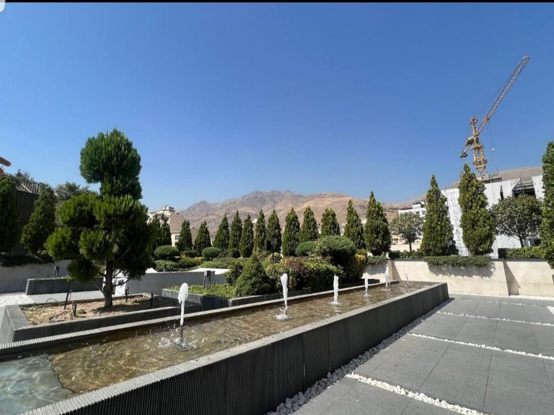 نیاوران 196 متر 3 خواب لوکیشن امنیت و آرامش دید و ویو