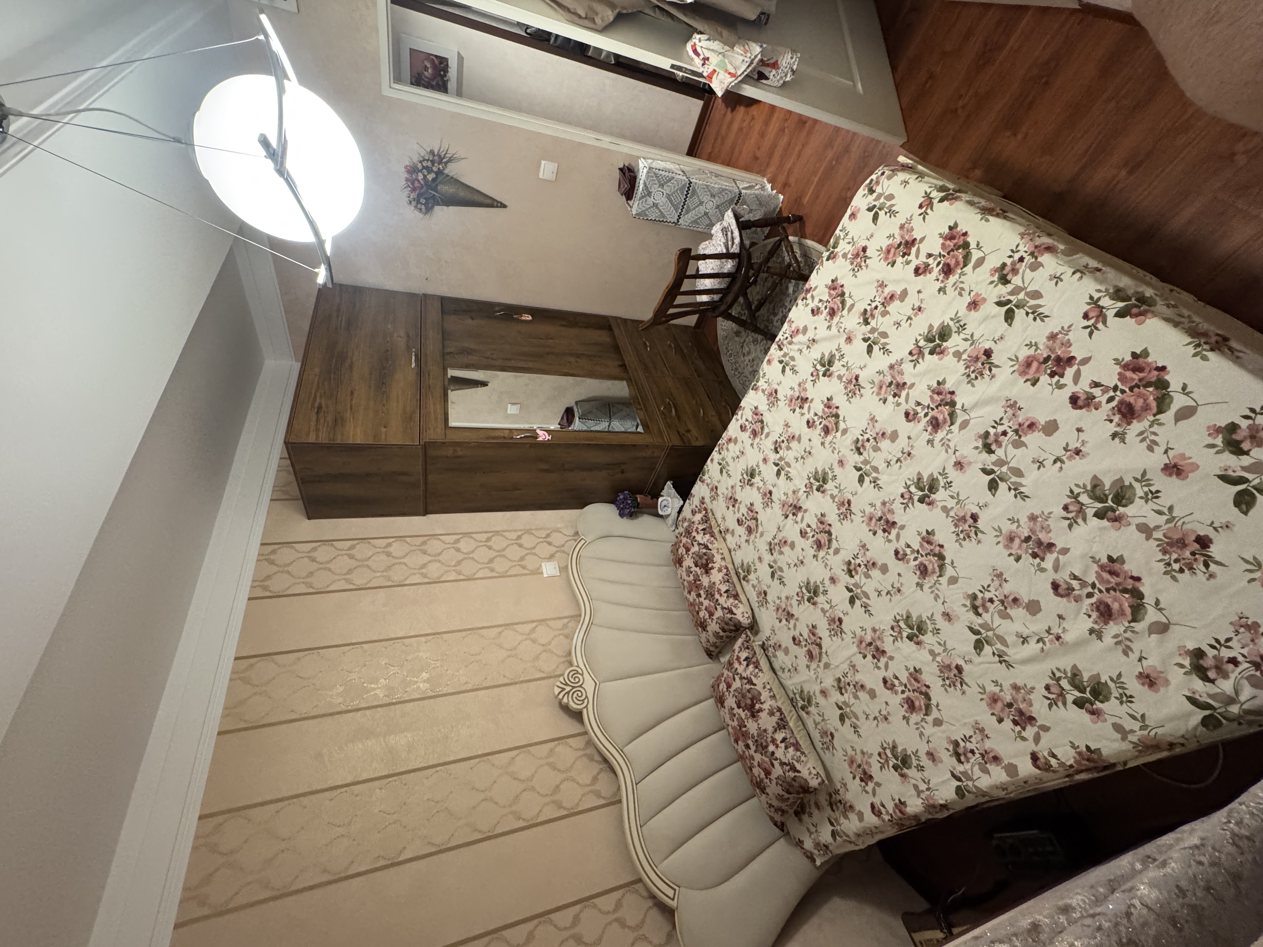 فروش آپارتمان 85متر ازگل 2خواب زیرقیمت