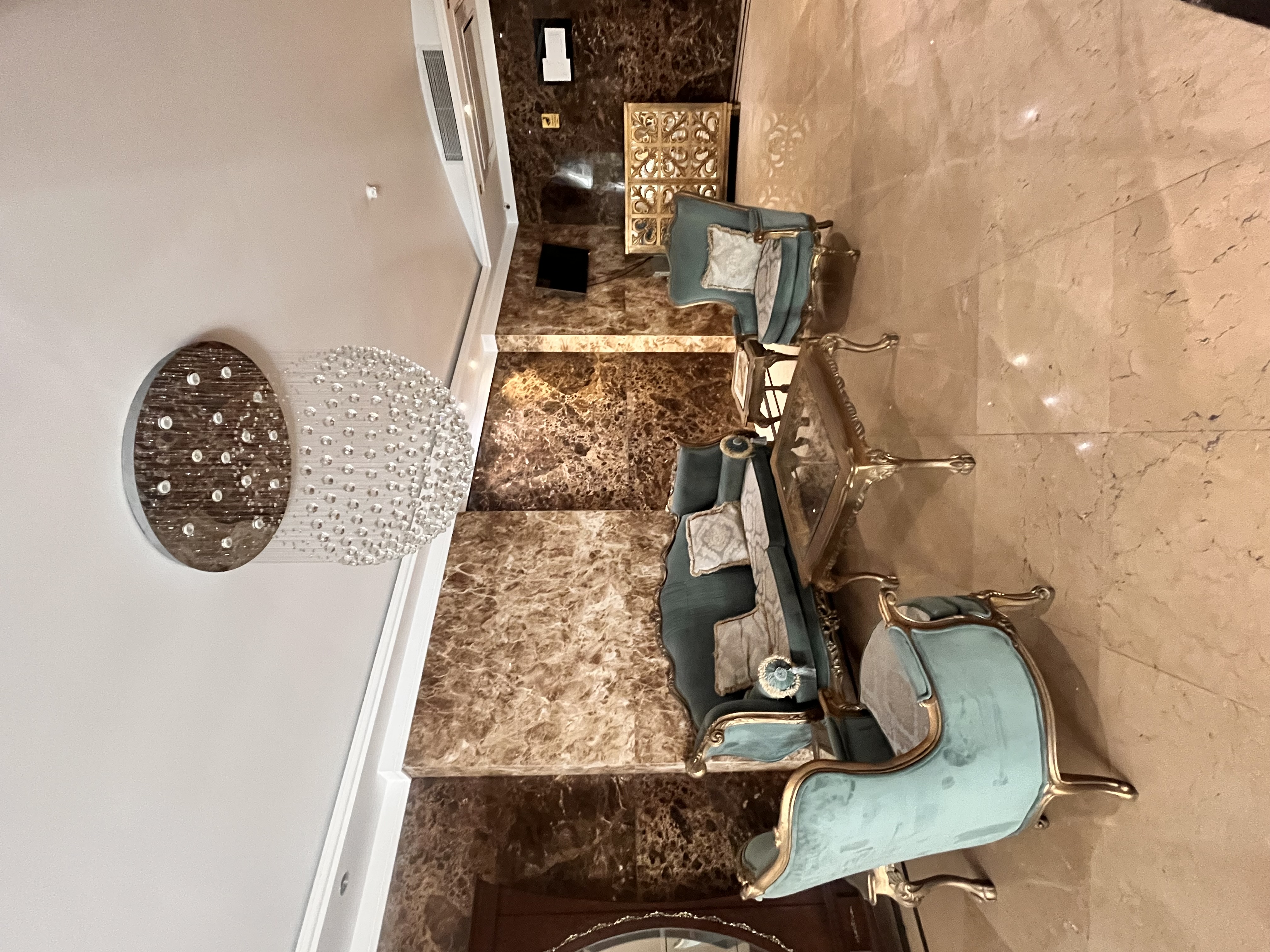 آپارتمان96 متری 2 خواب نیاوران خوش نقشه