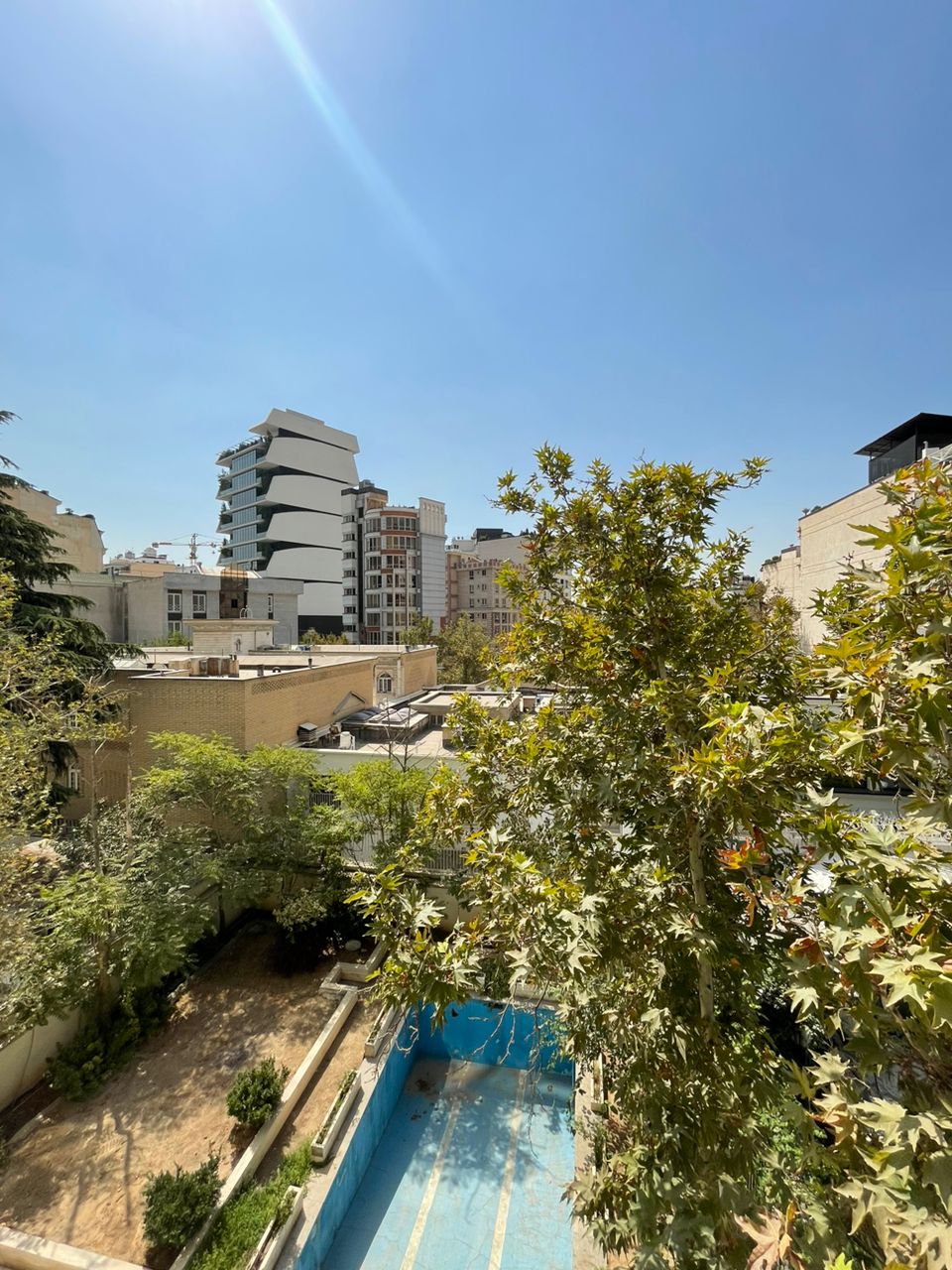 اجاره آپارتمان 230متر فرمانیه تاپ لوکیشن