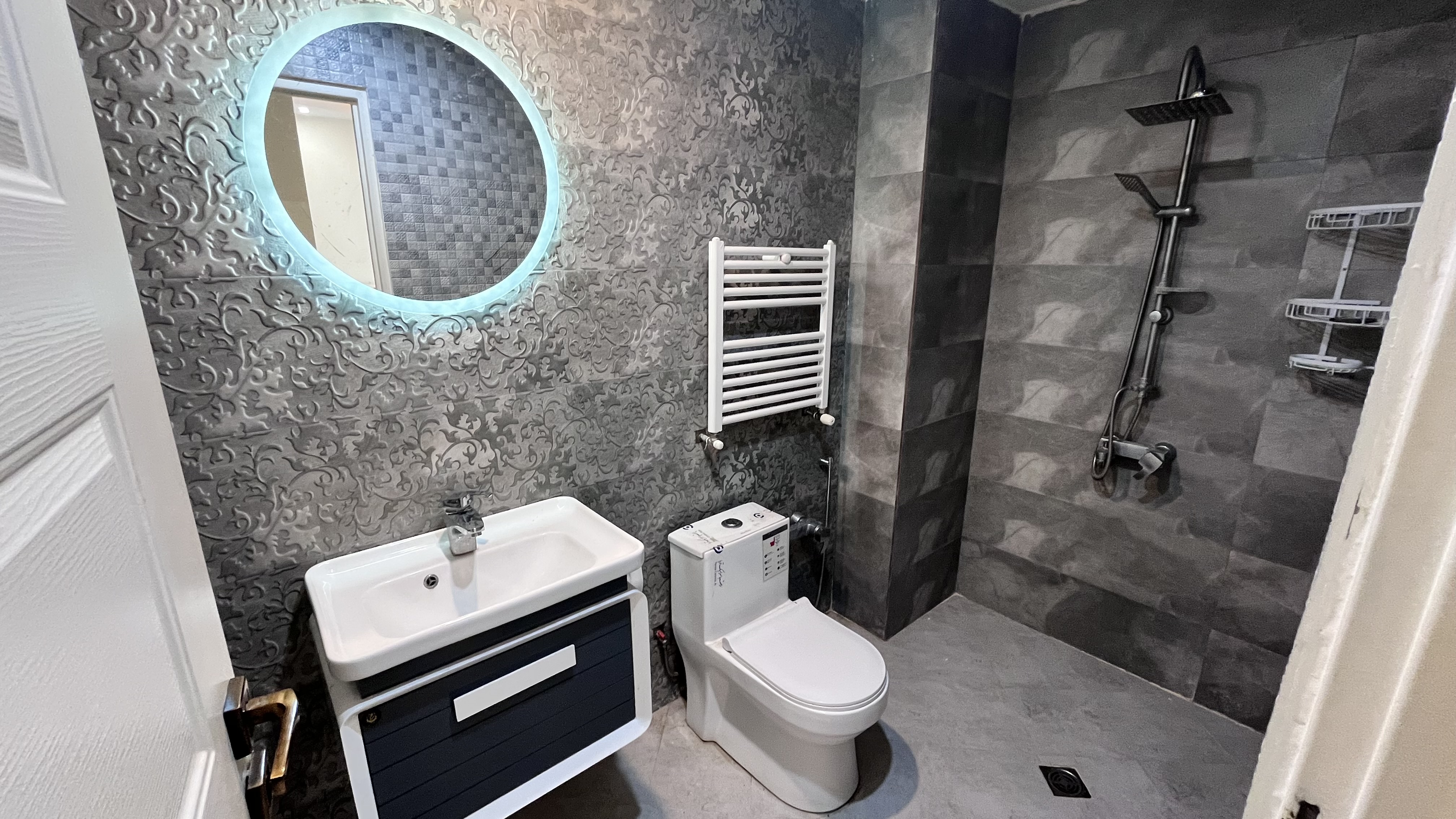 اجاره آپارتمان 120متر شمس آباد فول امکانات