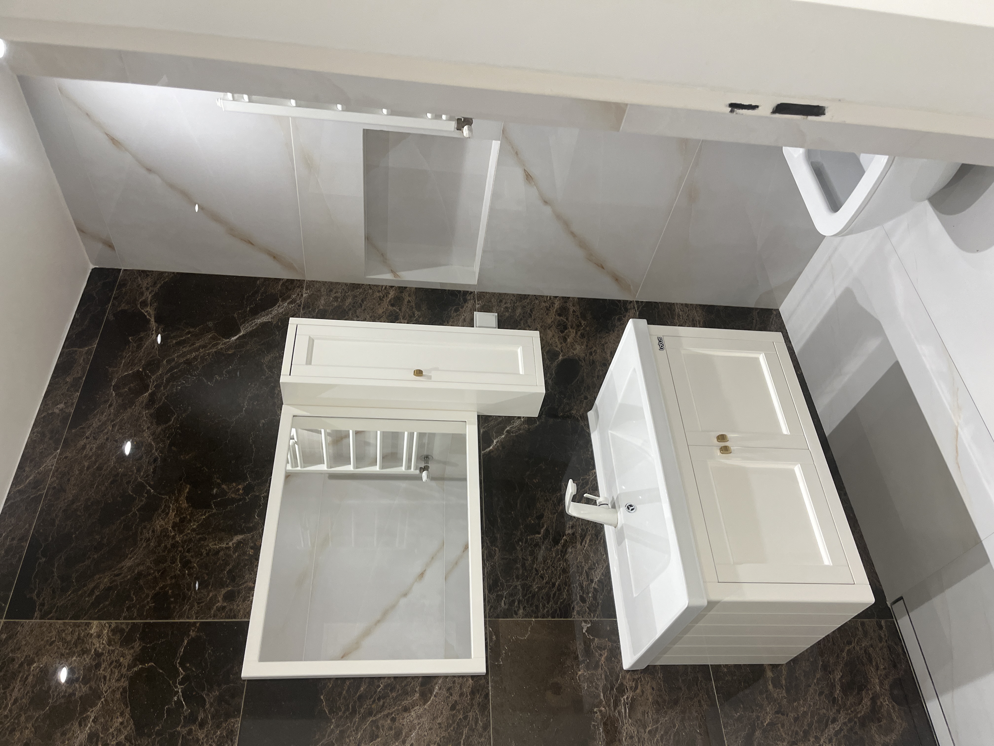 فروش آپارتمان 150 متر سوهانک فول 2 تراس 3 پارکینگ وشرایط پرداخت