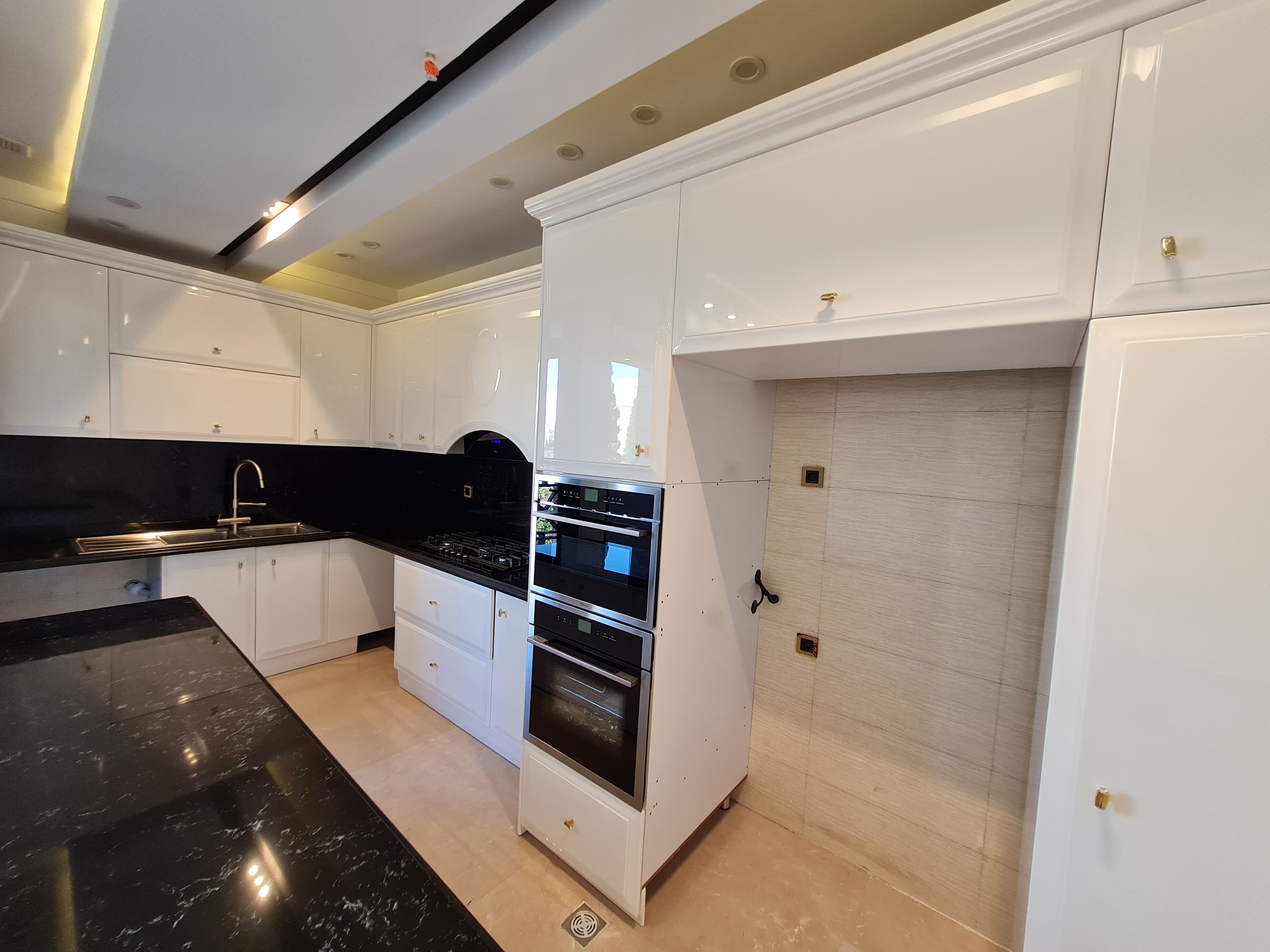 فروش آپارتمان 135 متر نیاوران تاپ لوکیشن