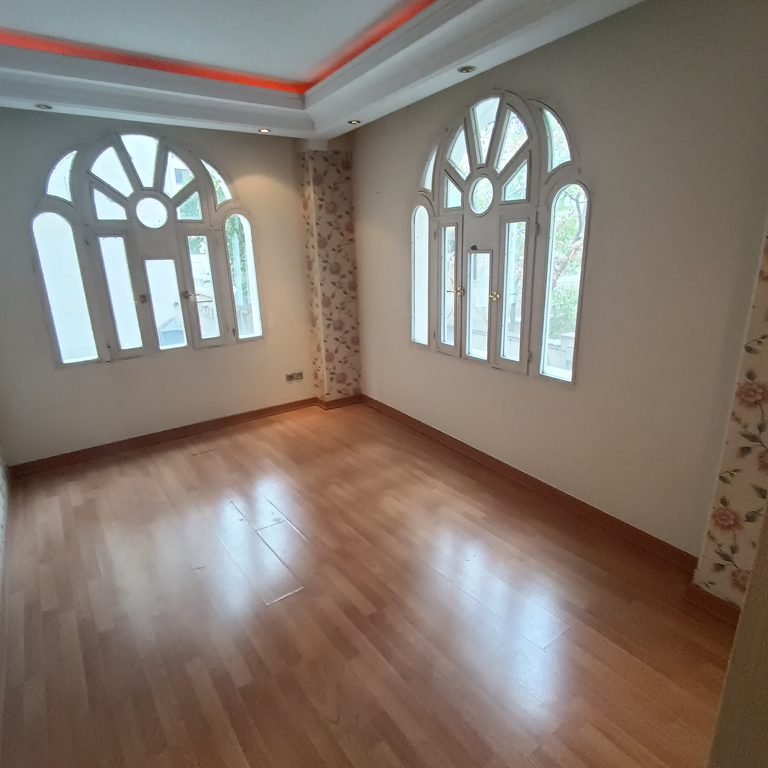 اجاره آپارتمان 105 متر نیاوران بدون مشابه