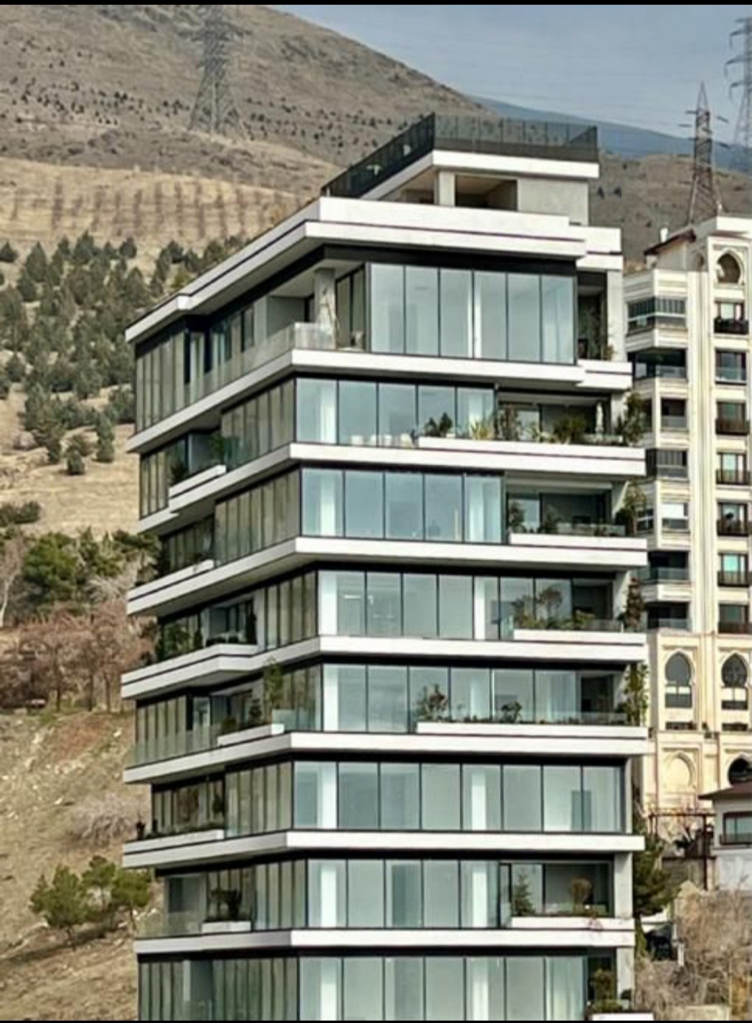 نیاوران برجباغ ابر لاکچری 256 مدرن لوکیشن اول ویو 42 متر تراس