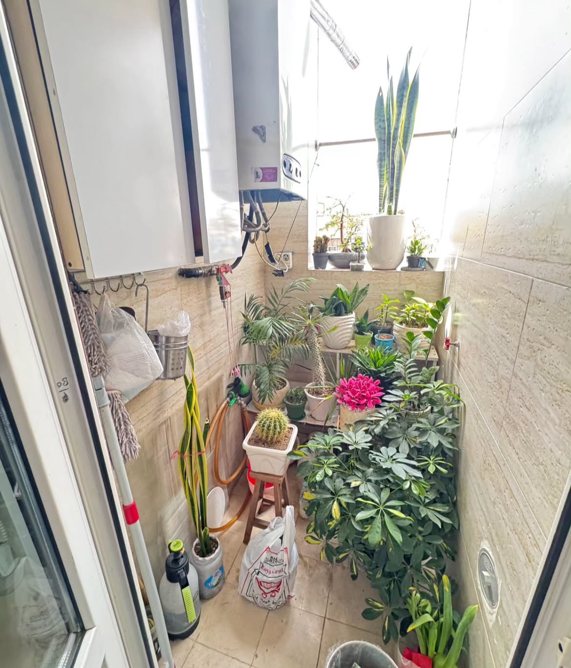 فروش آپارتمان 80 متری 2 خواب فول امکانات غرق نور