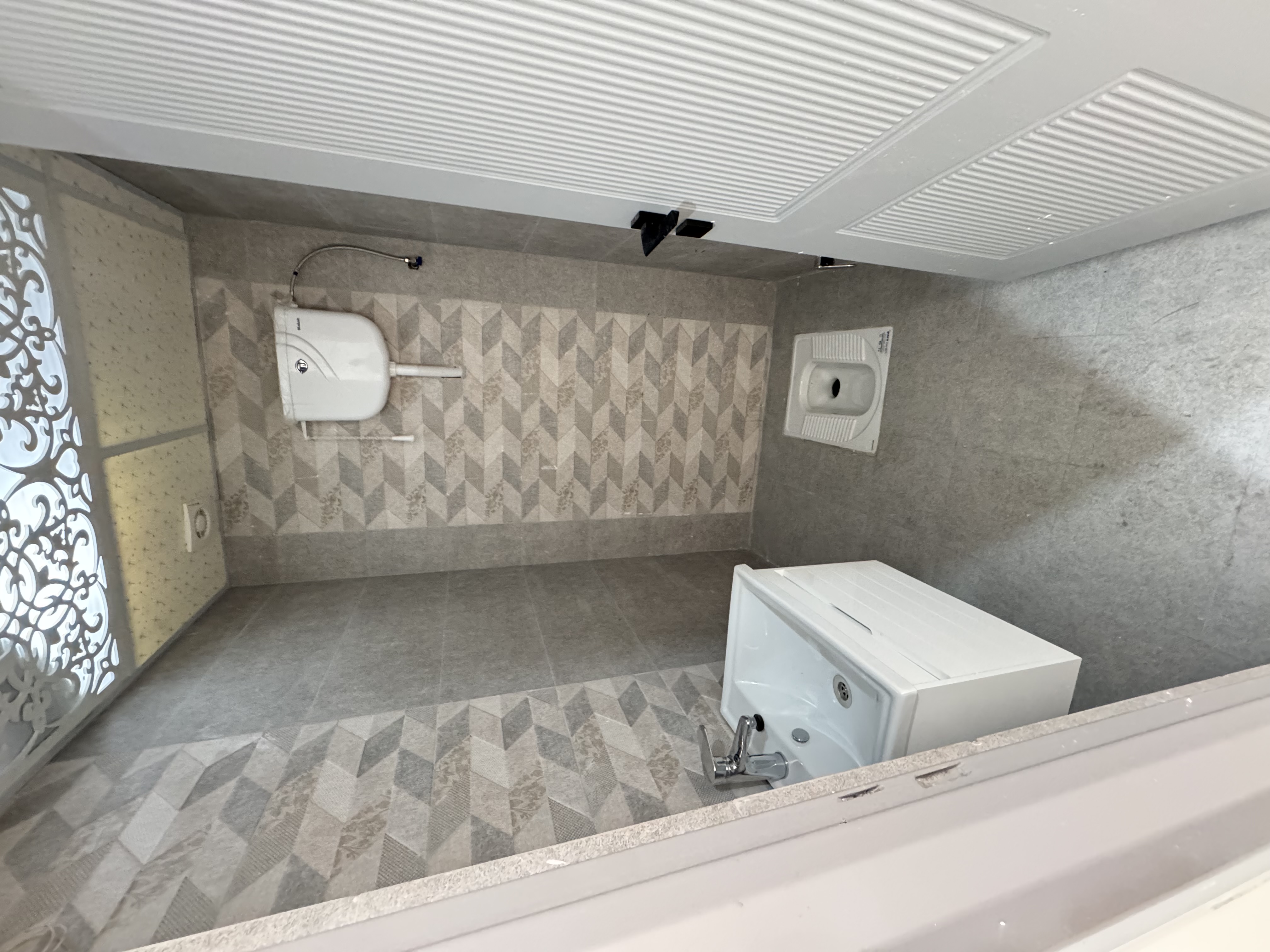 اجاره اپارتمان 150 متر مدائن فول کلید نخورده