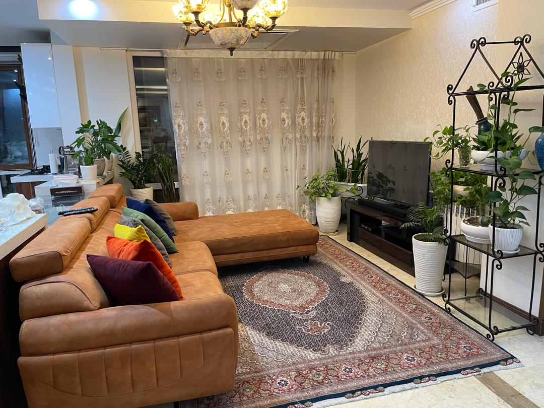 فروش آپارتمان 135 متر آجودانیه 2خواب بدون مشابه