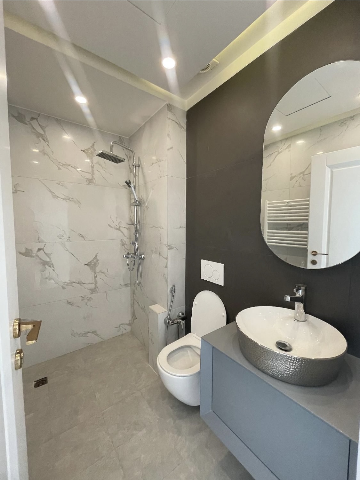 اجاره آپارتمان 180متر نیاوران مشاعات هتلینگ تراس ویودار